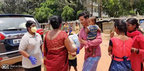 Food kits for construction labourers at Kogilu